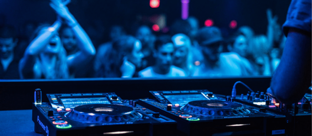 What Does Entertainment Mean in the Digital Age? 4 Entertainment